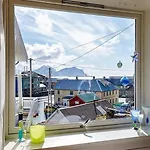 House Kapellbakken 3 Bedrooms With Sea View *