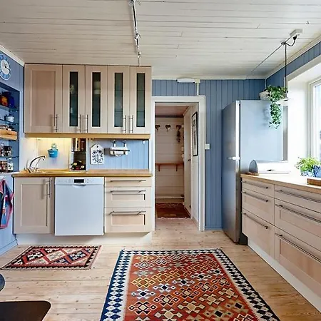House Kapellbakken 3 Bedrooms With Sea View *