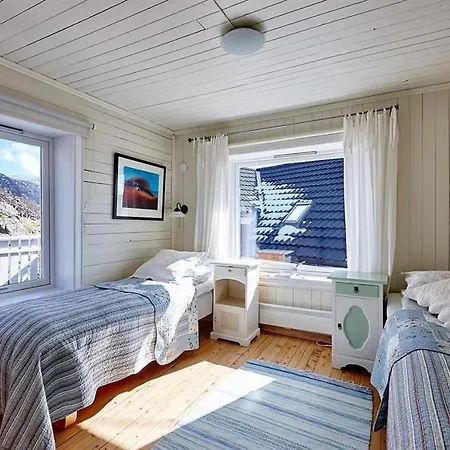 House Kapellbakken 3 Bedrooms With Sea View * Nyksund