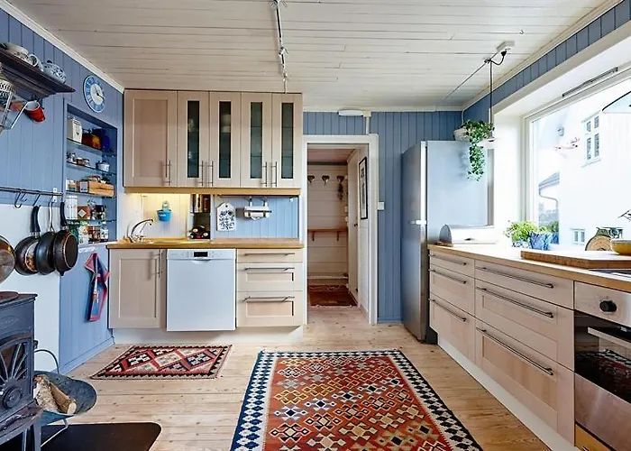 House Kapellbakken 3 Bedrooms With Sea View *