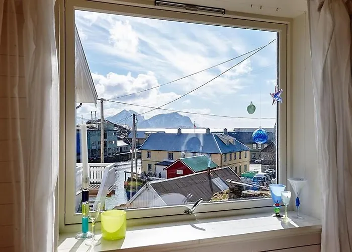 House Kapellbakken 3 Bedrooms With Sea View *