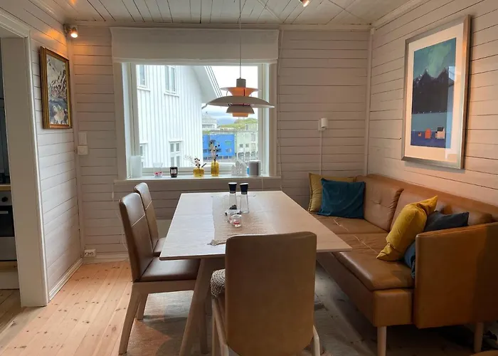 House Kapellbakken 3 Bedrooms With Sea View * Nyksund