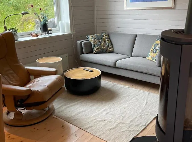 House Kapellbakken 3 Bedrooms With Sea View בית נופש