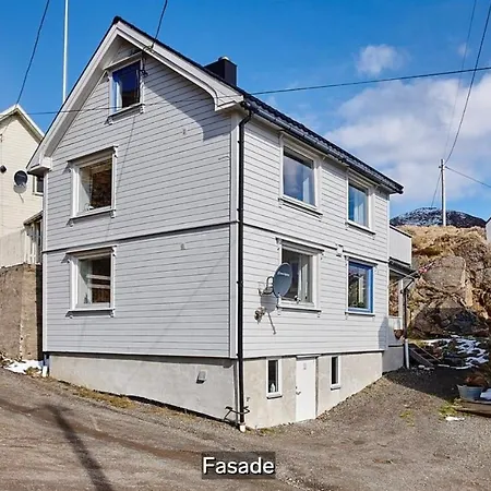 Top-Rated House In Historic Nyksund